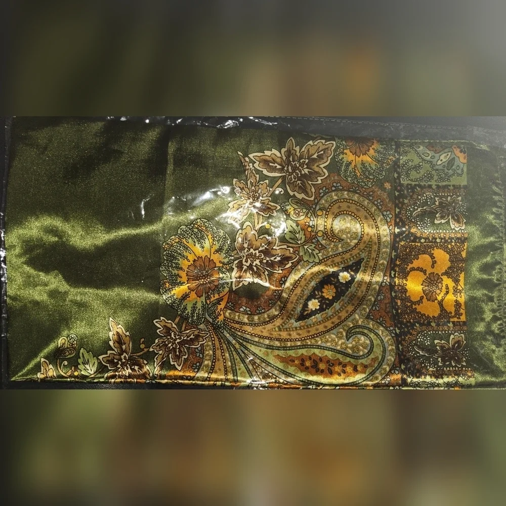 Paisley Floral Scarf in Green and Gold
